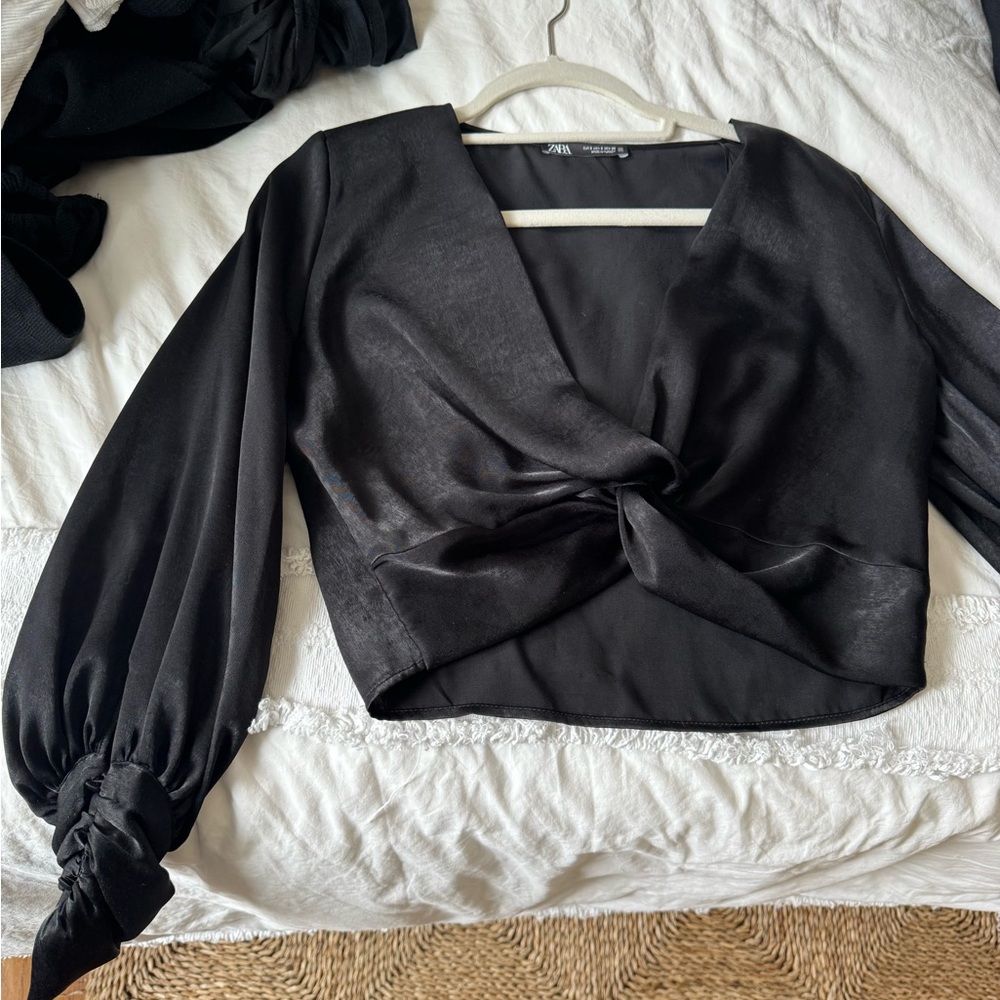 Zara long sleeve with button detail